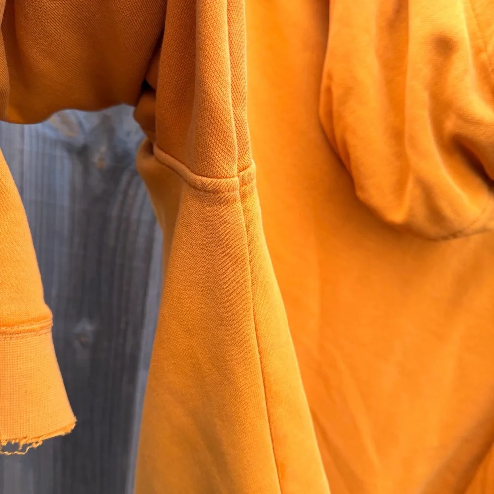 Vintage Nike men’s Orange Hoodie Size XL
